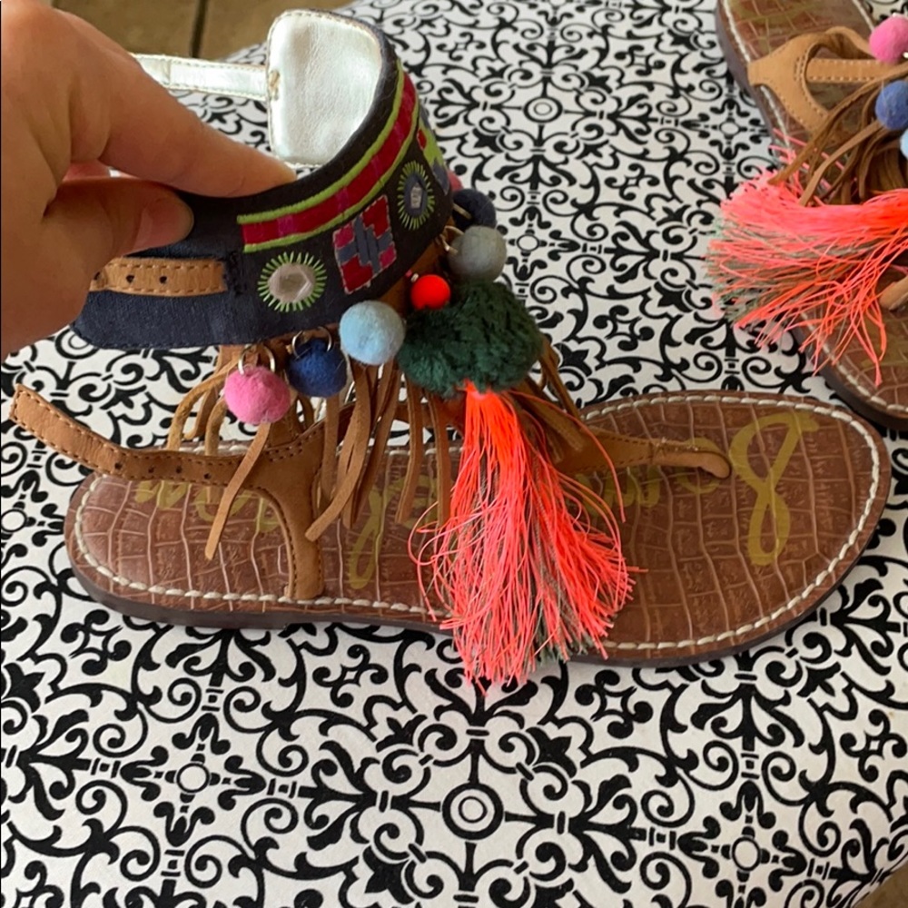 Fun Sam Edelman Sandals - Picture 3 of 5
